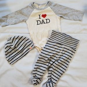 H&M baby's "I ❤ DAD" outfit